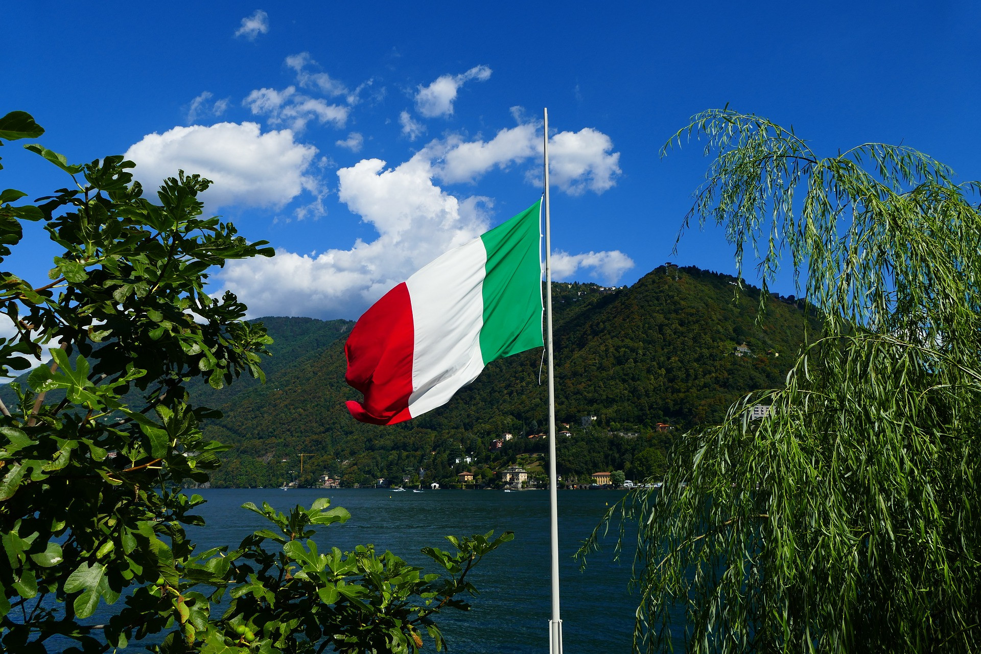 Флаг италии